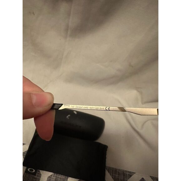 New Without Box Oakley OX3247 0452 Satin Light Gold INNER FOIL Glasses 52/17/140 - Picture 2 of 3